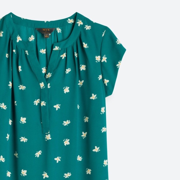 41 HAWTHORN Hope Split Neck Blouse - NWT - Picture 3 of 6